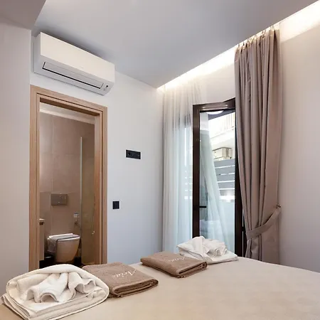 Modern Apartment, Up To 6, Close To The Beach! Réthimno
